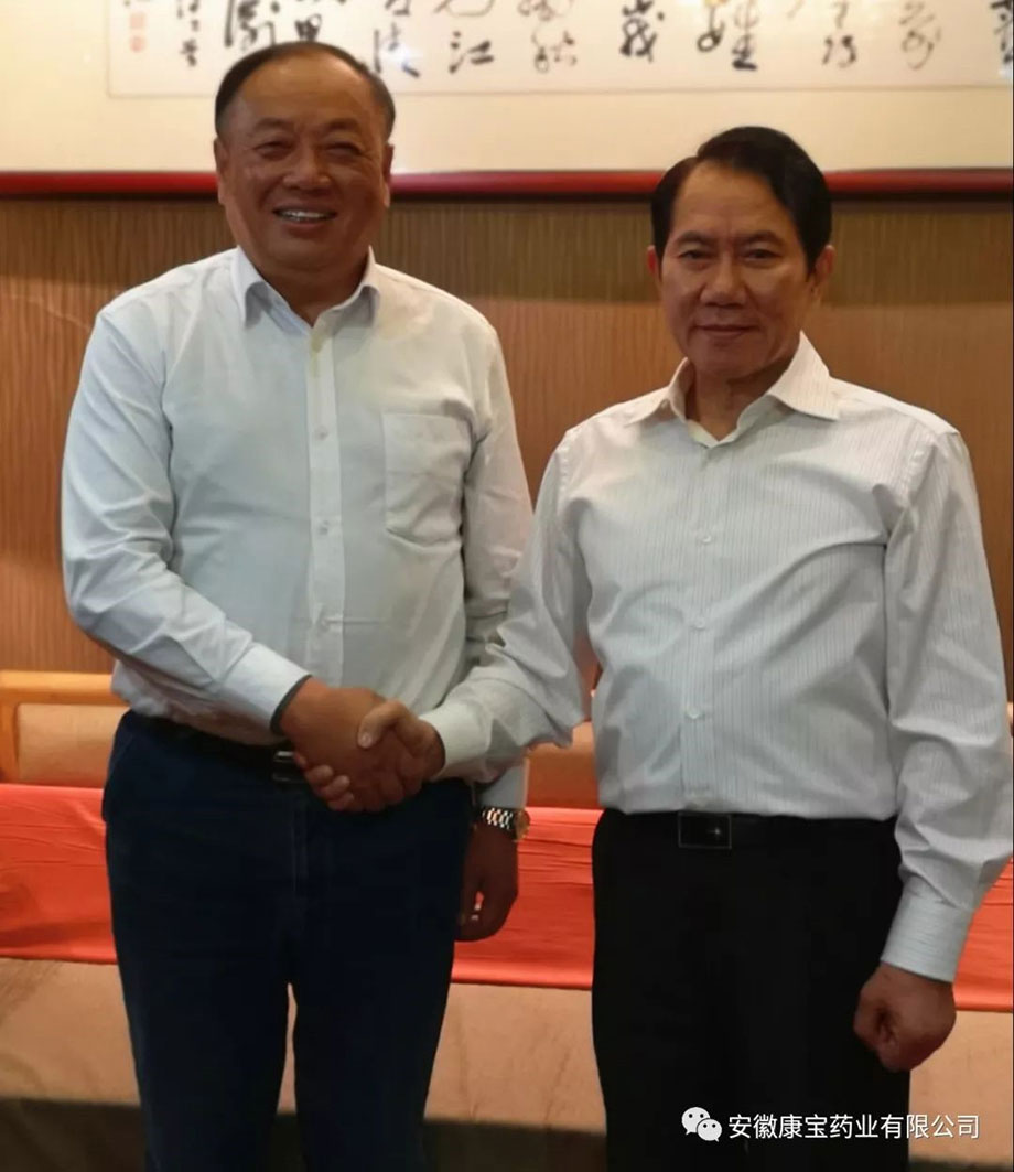 走市場(chǎng)、找伙伴、尋發(fā)展--江鴻方董事長(zhǎng)一行赴四川科倫藥業(yè)參觀交流